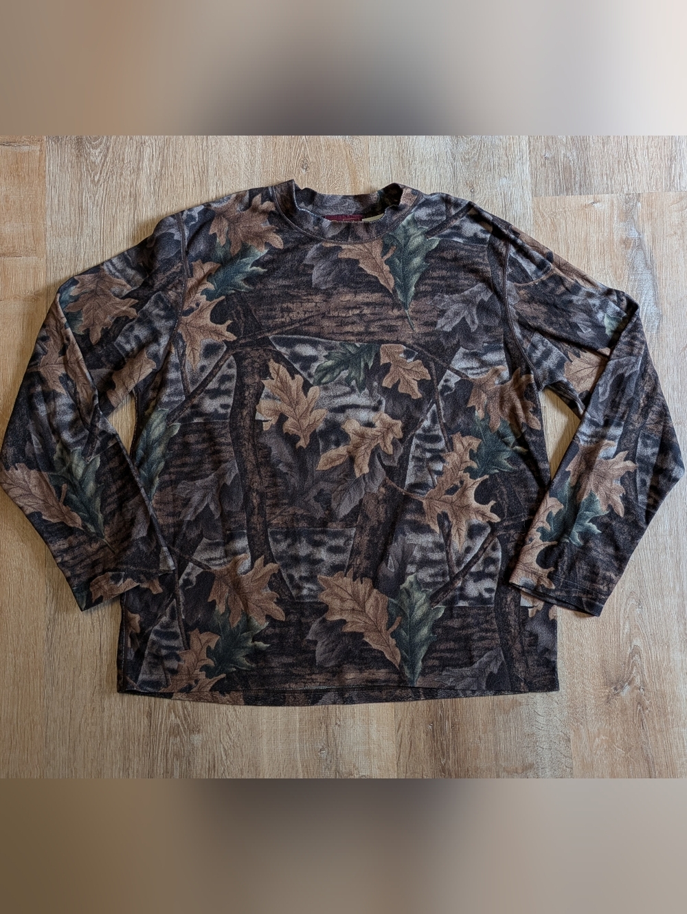 Ducks Unlimited Camo Leaf Long Sleeve Fleece Shirt in Brown & Green Large
